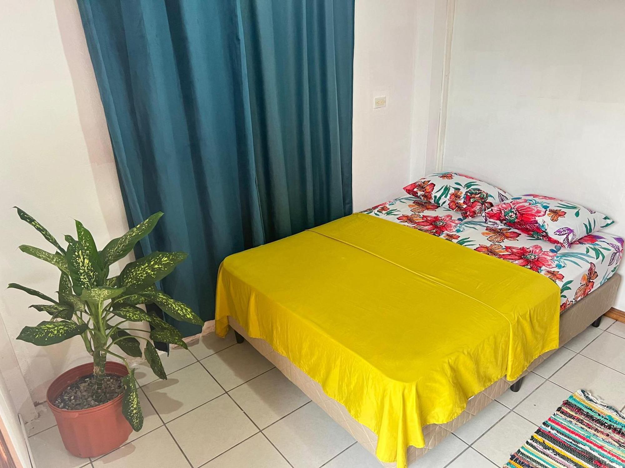 Mochis Apartment Quepos Luaran gambar
