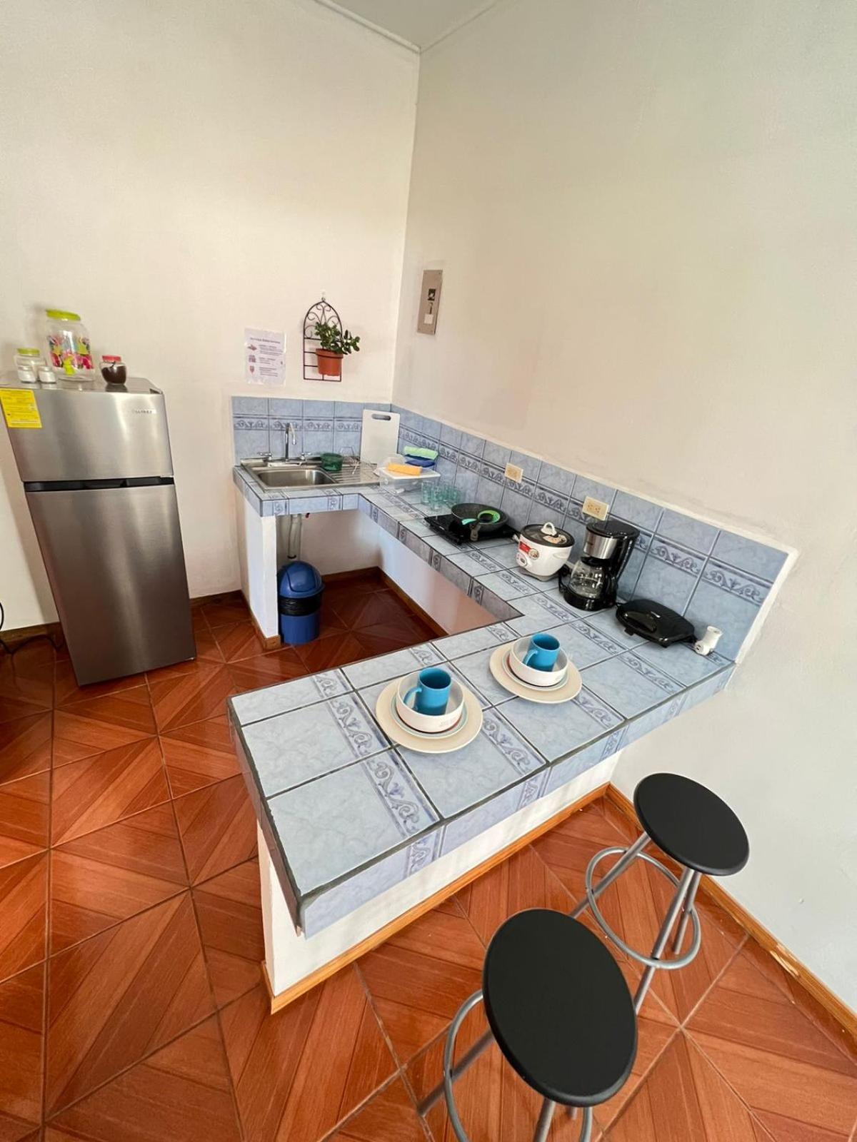 Mochis Apartment Quepos Luaran gambar